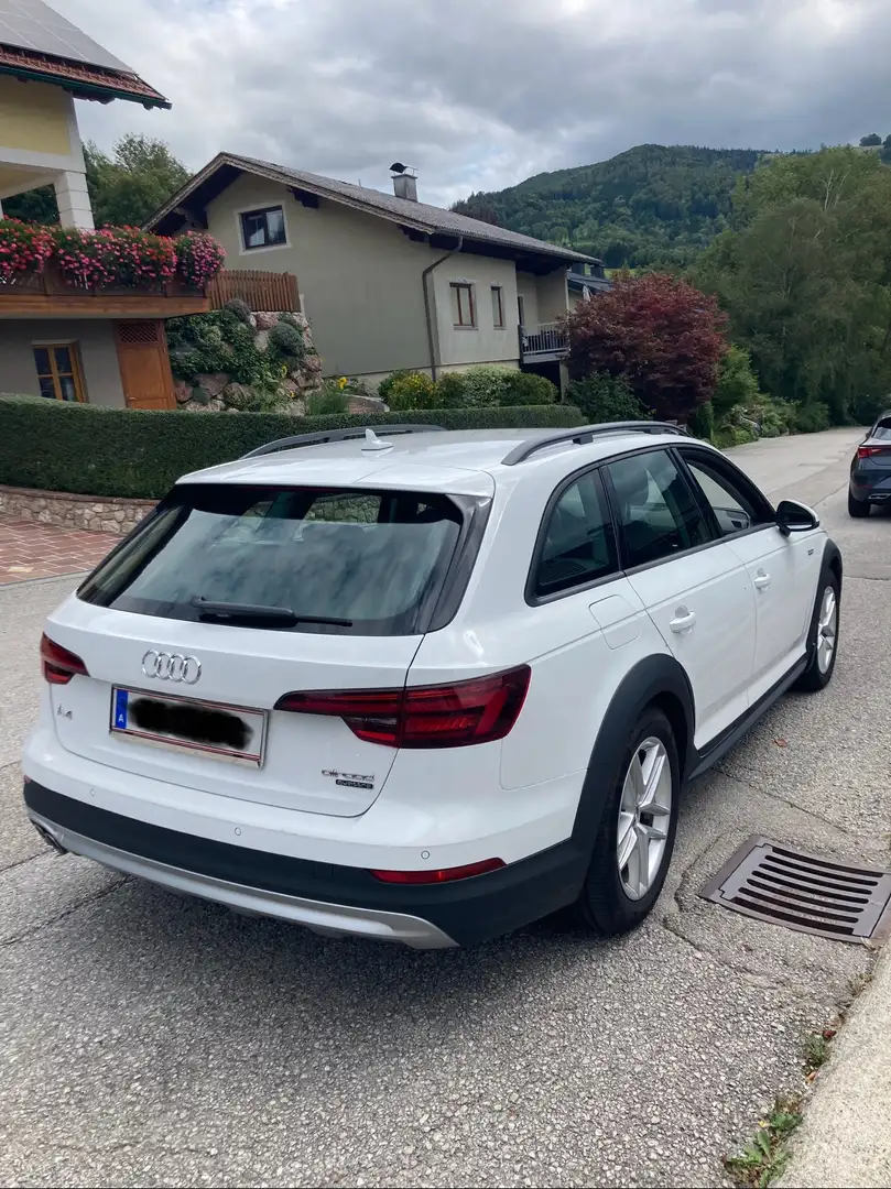 Audi A4 allroad Weiß - 2