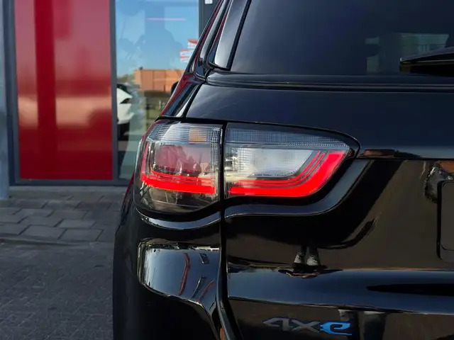 Jeep Compass view 6