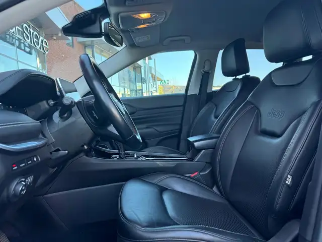 Jeep Compass view 9