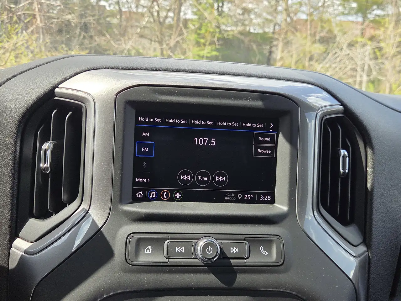 GMC Sierra 2500HD снимка GMC Sierra 2500HD