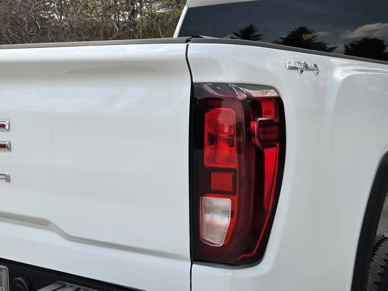 GMC Sierra 2500HD снимка GMC Sierra 2500HD