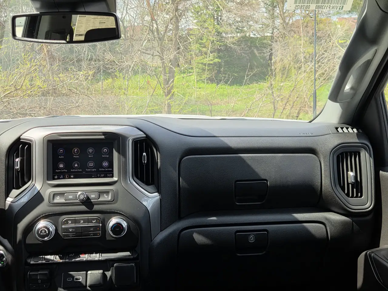 GMC Sierra 2500HD снимка GMC Sierra 2500HD