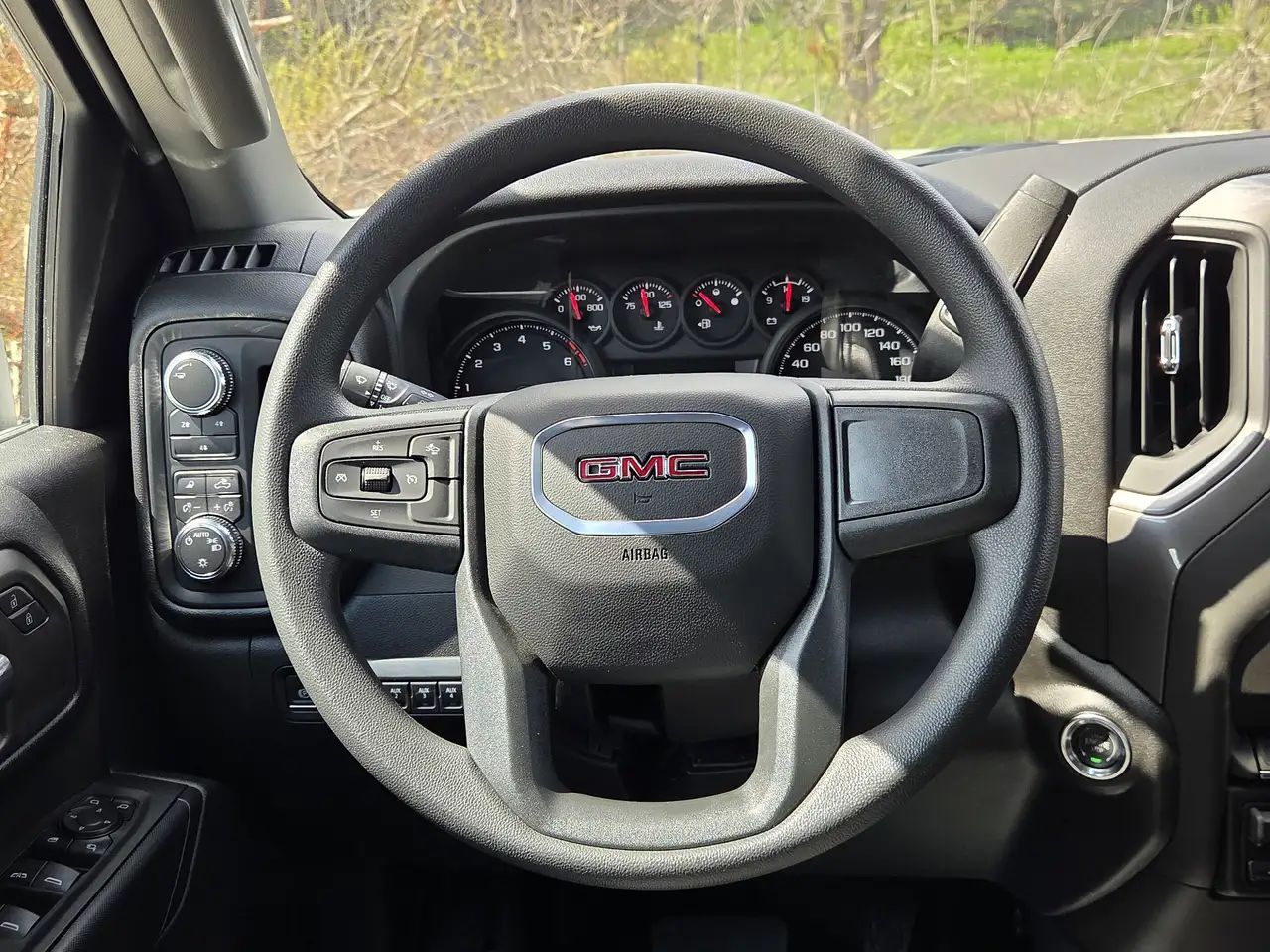 GMC Sierra 2500HD снимка GMC Sierra 2500HD