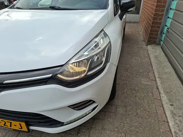 Renault Clio view 14