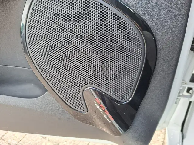 Renault Clio view 23