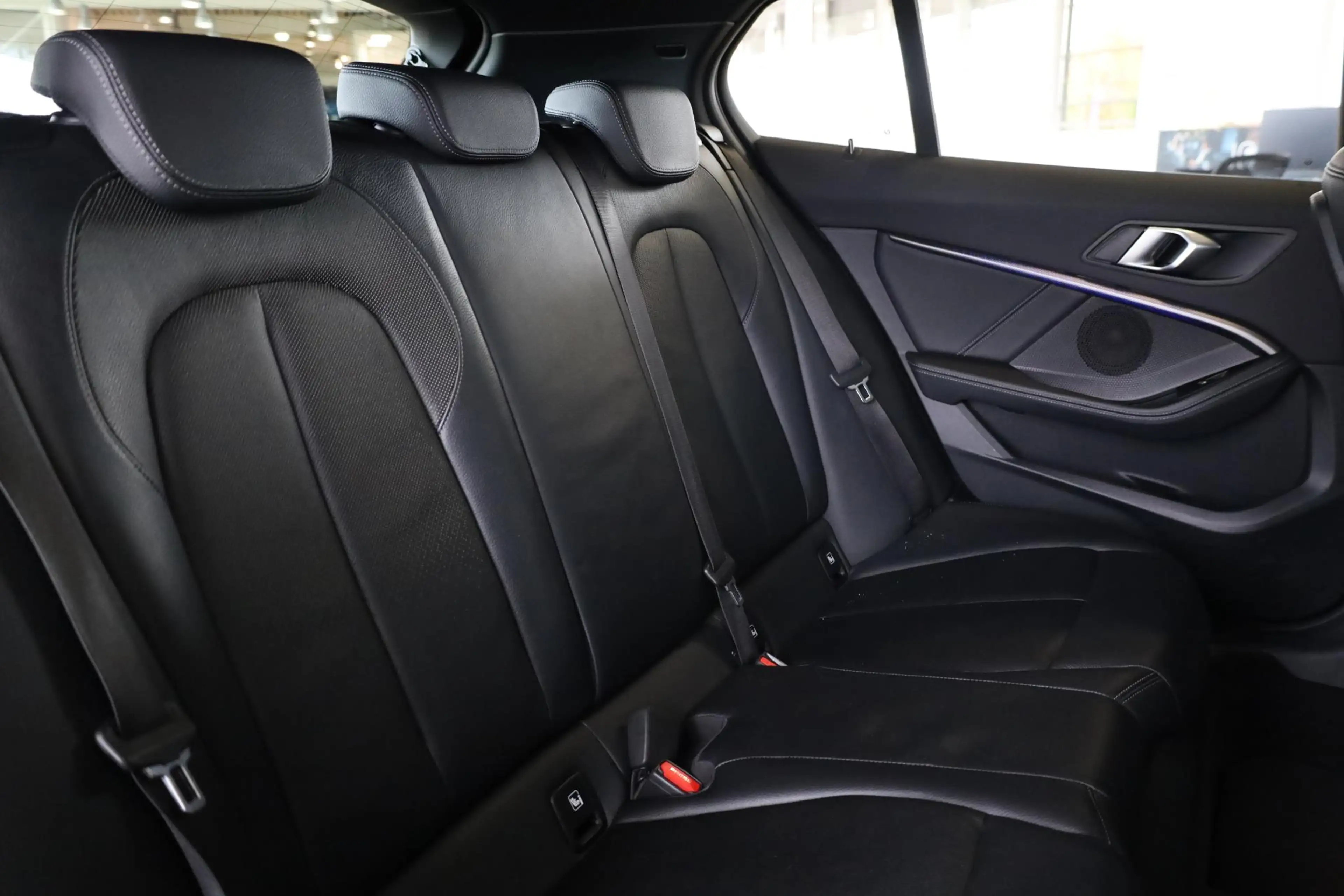 BMW 120 1-serie 5-deurs 120i High Executive | M Sport | Pa — photo 9