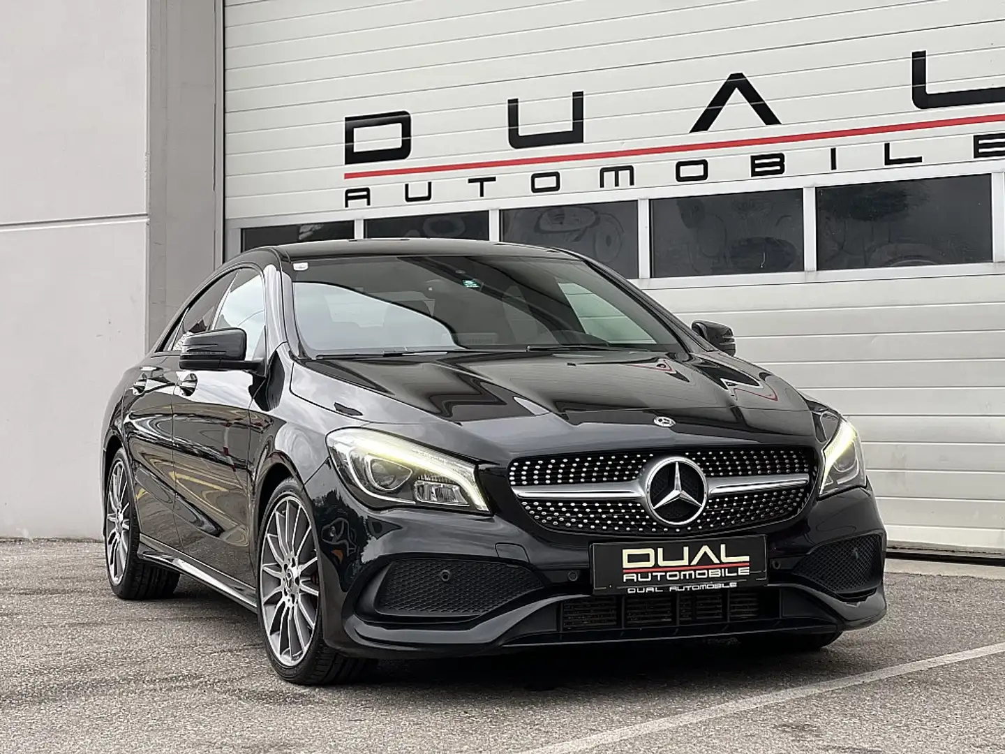 Mercedes-Benz CLA 200 d Aut./AMG-LINE/NAVI/LED/F1 Noir - 2