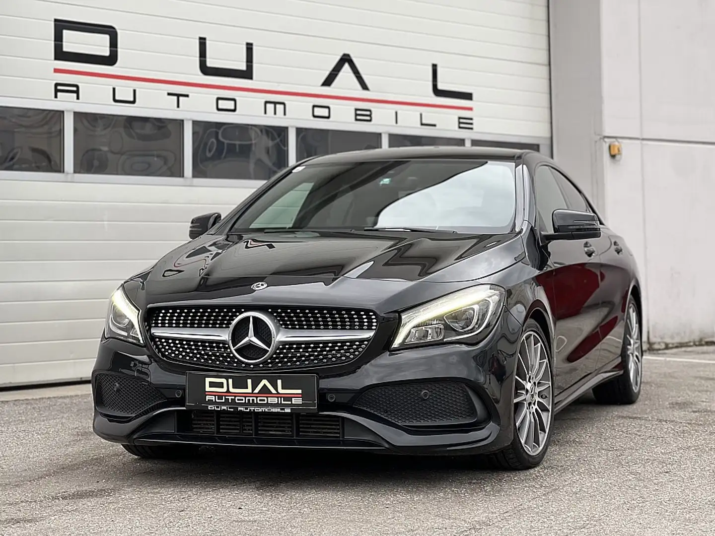 Mercedes-Benz CLA 200 d Aut./AMG-LINE/NAVI/LED/F1 Noir - 1