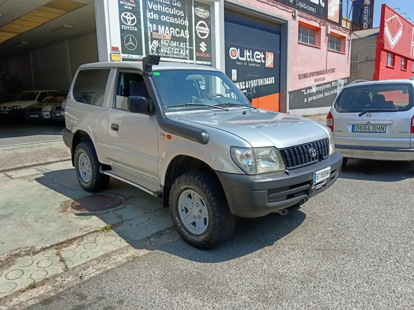 Toyota Land Cruiser 3.0 D4D GX Gris - 1