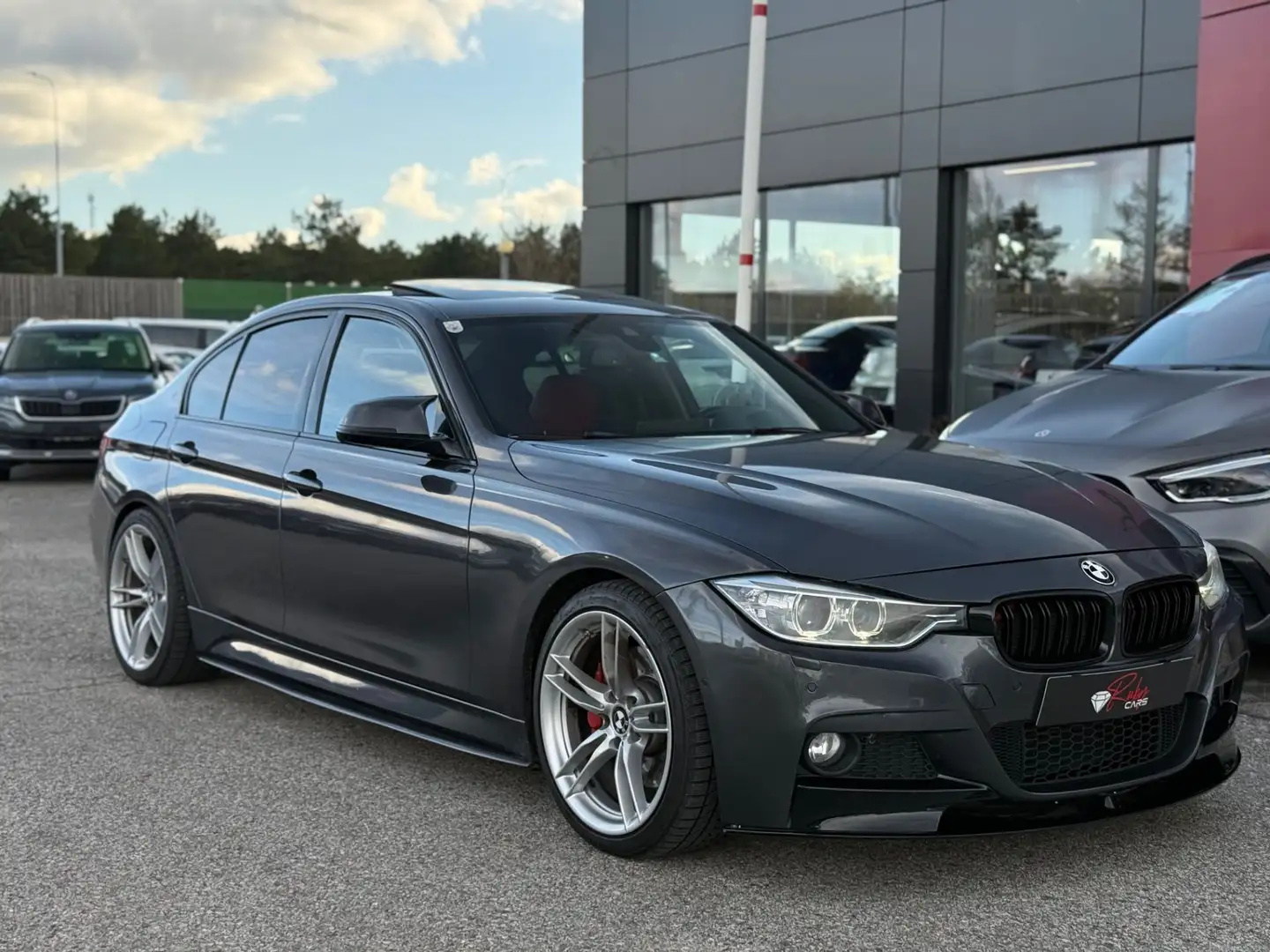 BMW 335 i M Sportpaket *Glasdach*H&K*Assist* Argent - 2