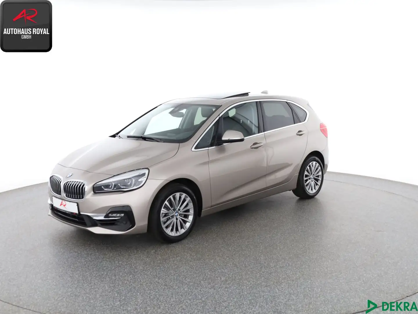BMW Active Hybrid 7 225 Active Tourer i xDrive LUXURY LINE PANO,1.HD srebrna - 1