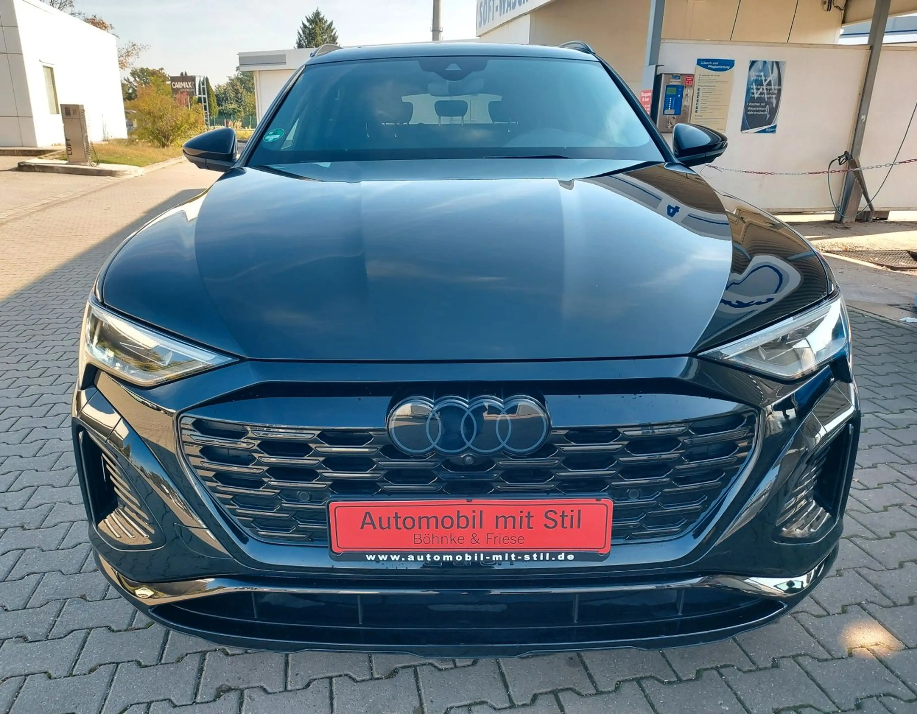 Audi Q8 e-tron 50 quattro S line Radar Pano Sound AH — photo 2