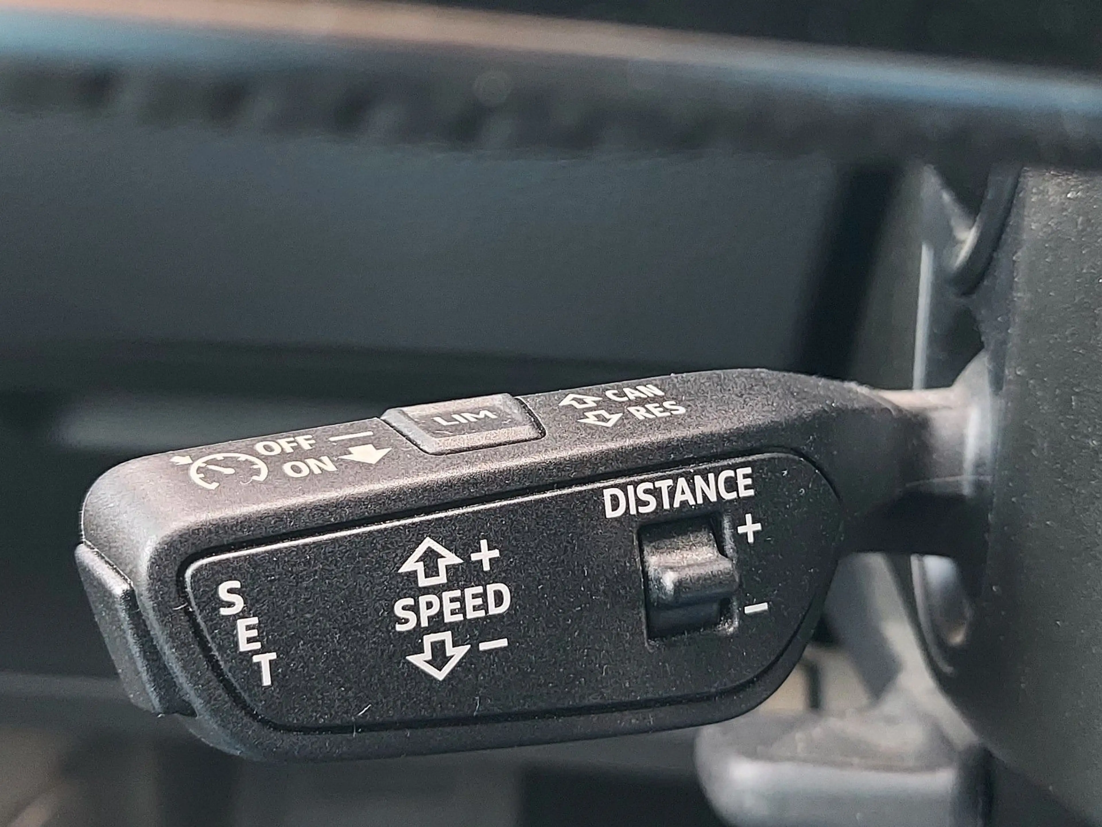 Audi Q8 e-tron 50 quattro S line Radar Pano Sound AH — photo 7