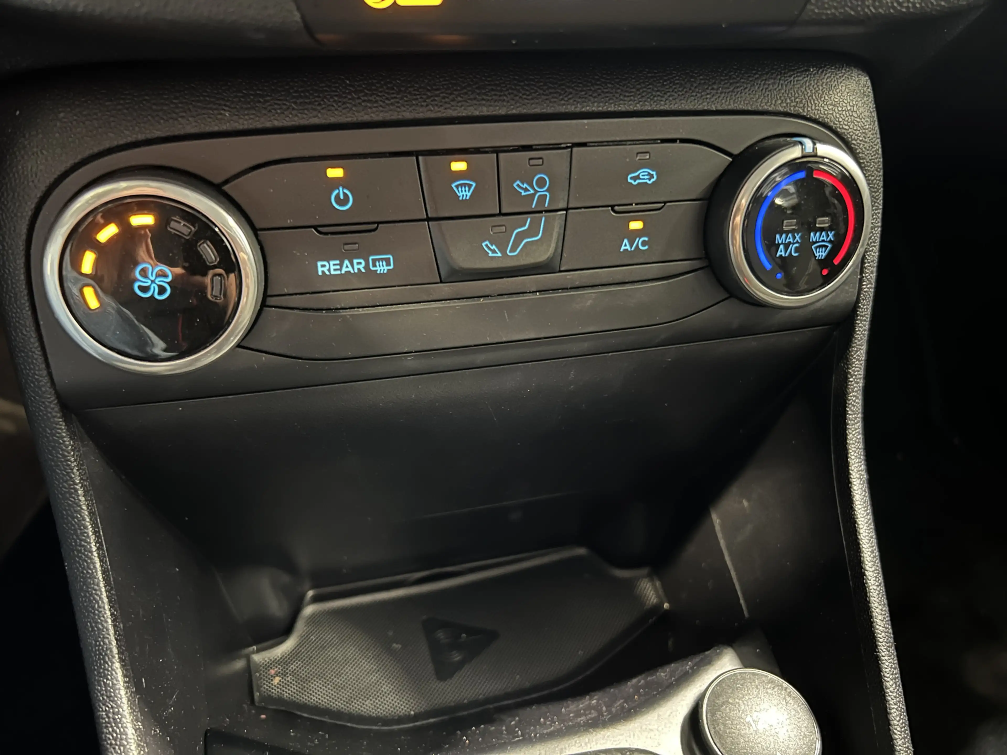 Ford Fiesta 1.0 EcoBoost Connected — photo 15