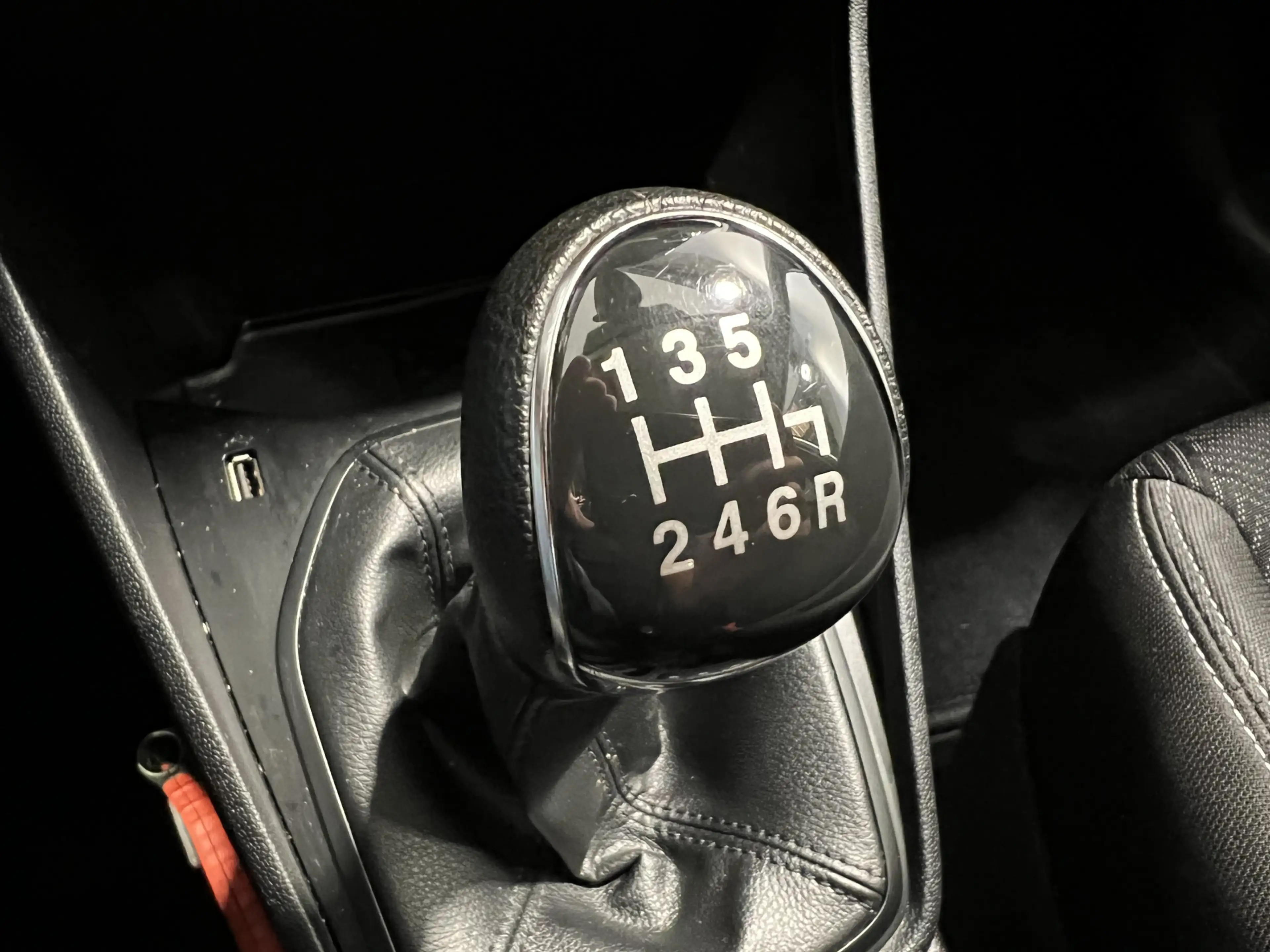 Ford Fiesta 1.0 EcoBoost Connected — photo 14