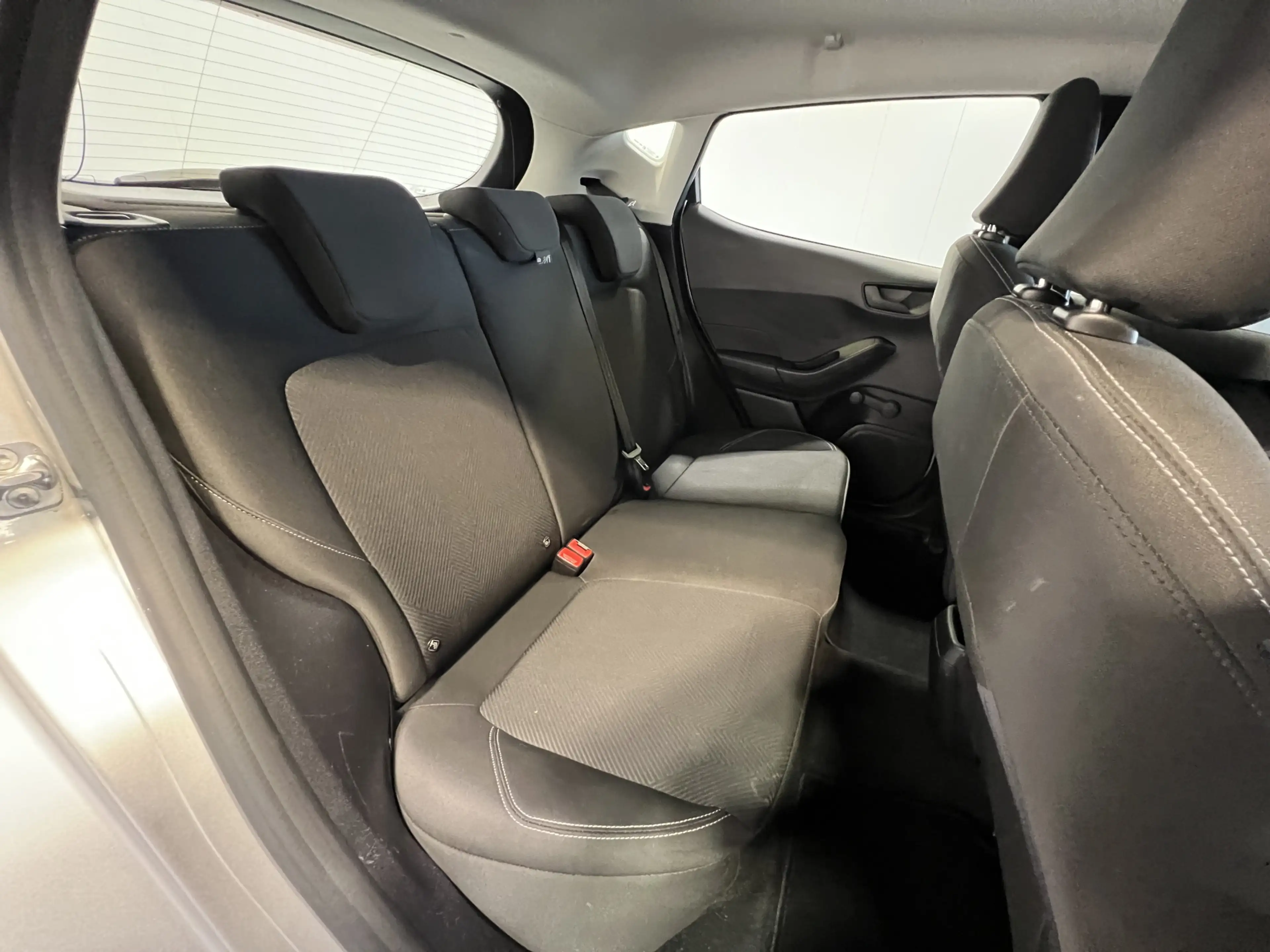 Ford Fiesta 1.0 EcoBoost Connected — photo 27