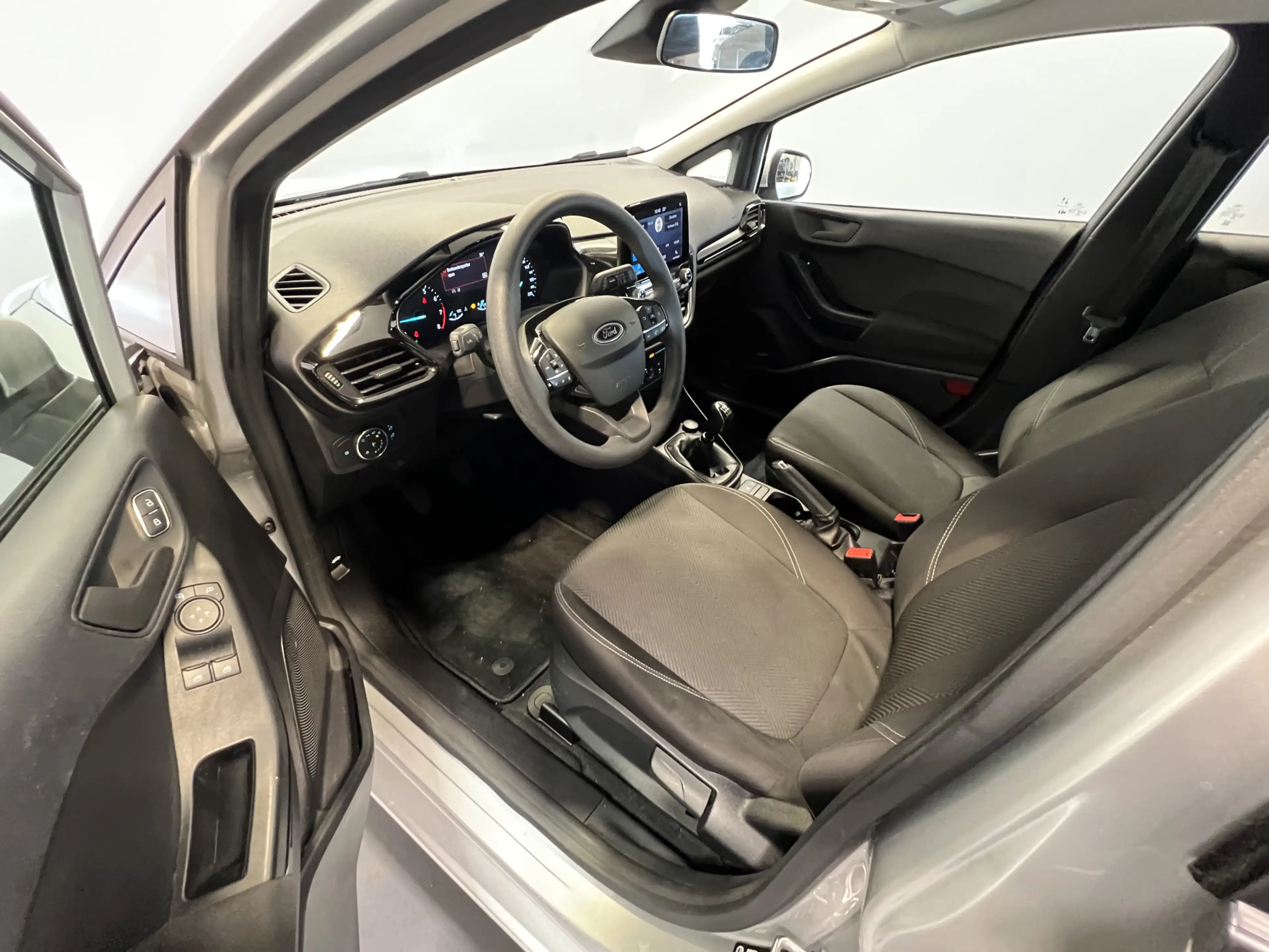 Ford Fiesta 1.0 EcoBoost Connected — photo 6