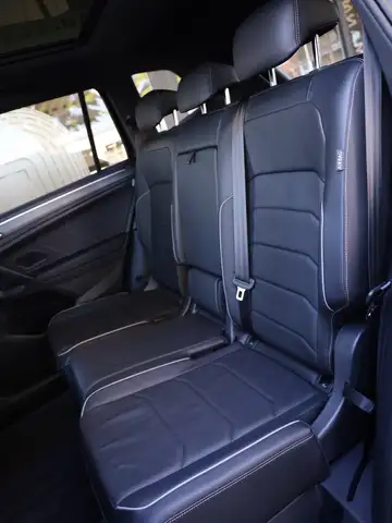 Volkswagen Tiguan Allspace view 21