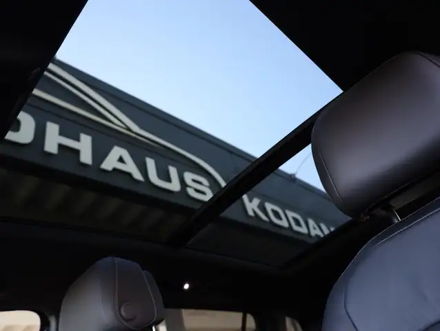 Volkswagen Tiguan Allspace view 28