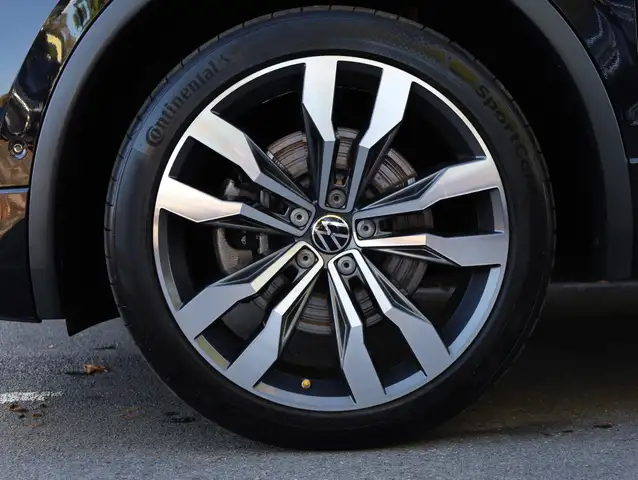 Volkswagen Tiguan Allspace view 7