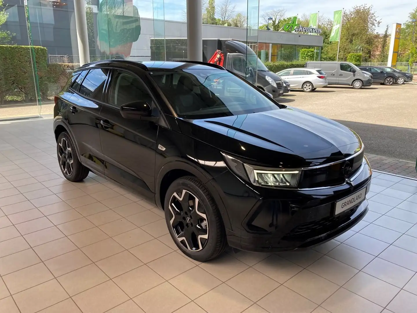 Opel Grandland GS Line 1.2 Turbo Start/Stop AT8 130pk Noir - 1