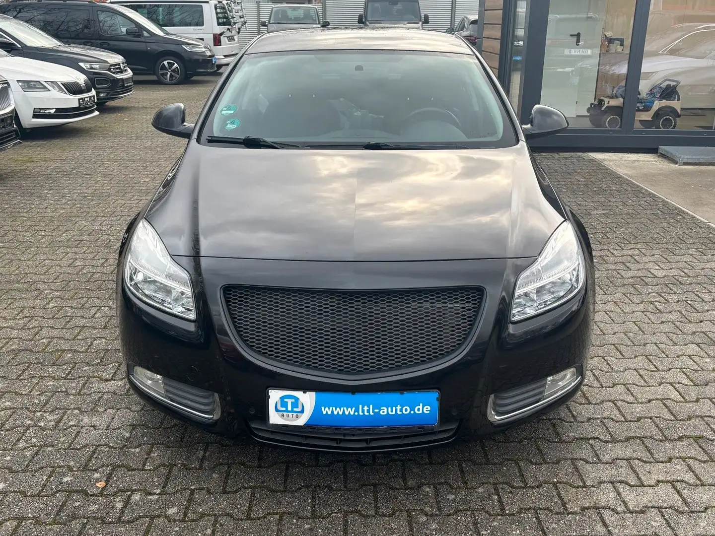 Opel Insignia A Lim. Sport Navi Tempomat 1Hand 8Räder Schwarz - 2