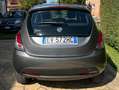Lancia Ypsilon Ypsilon 0.9 t.air Silver ecochic metano 80cv Šedá - thumbnail 5
