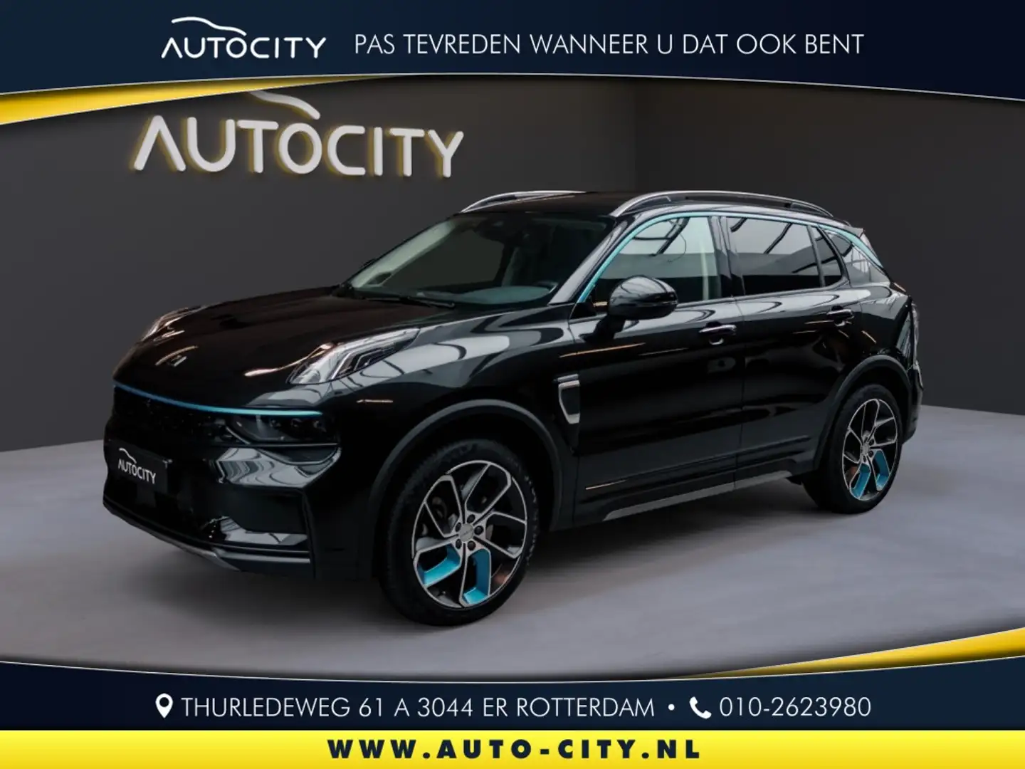 Lynk & Co 01 1.5 PHEV l 6.6kw l 360 Camera l Pano Schwarz - 1
