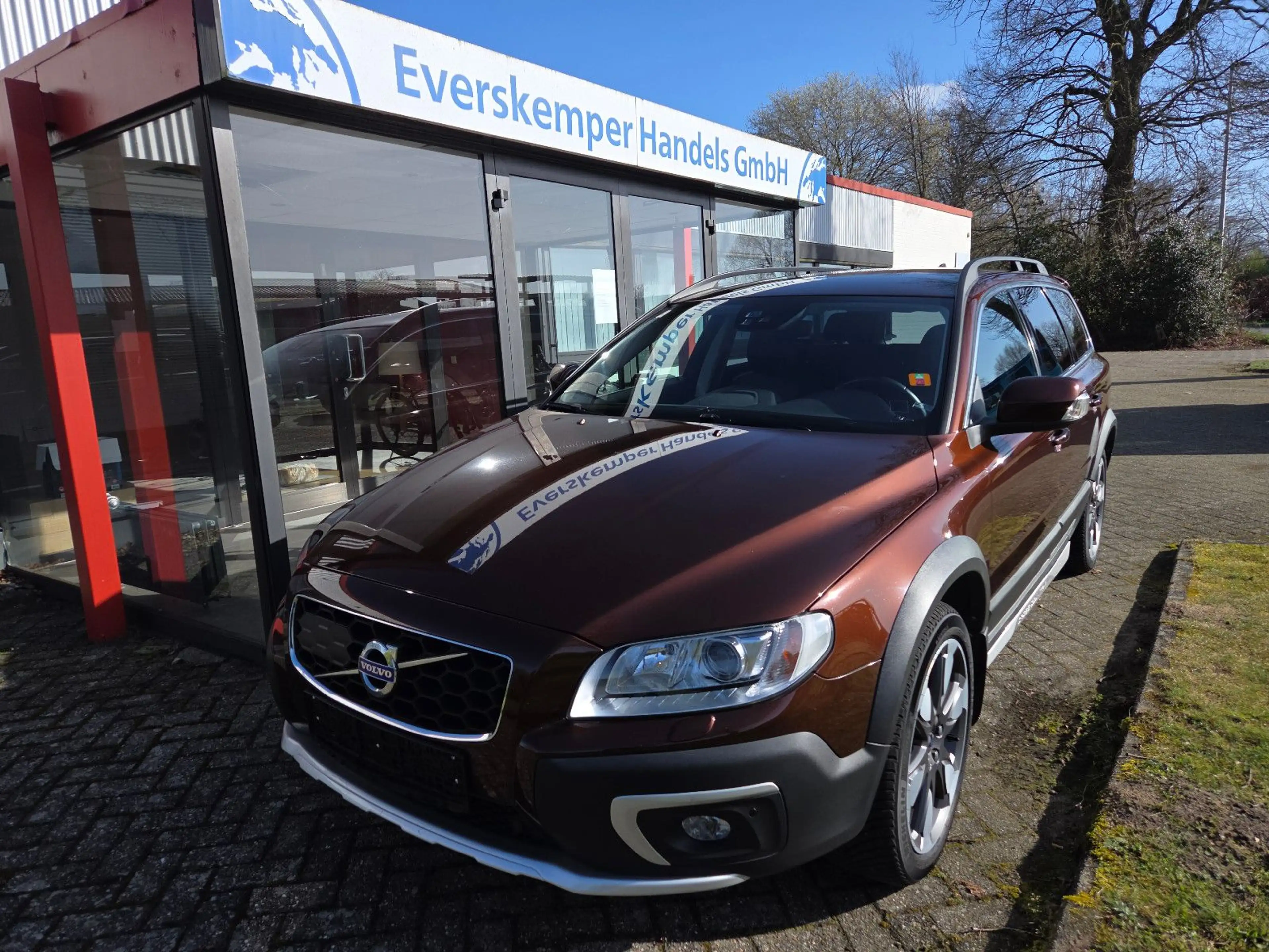 Volvo XC70 D4 AWD Kinetic Geartronic — photo 3