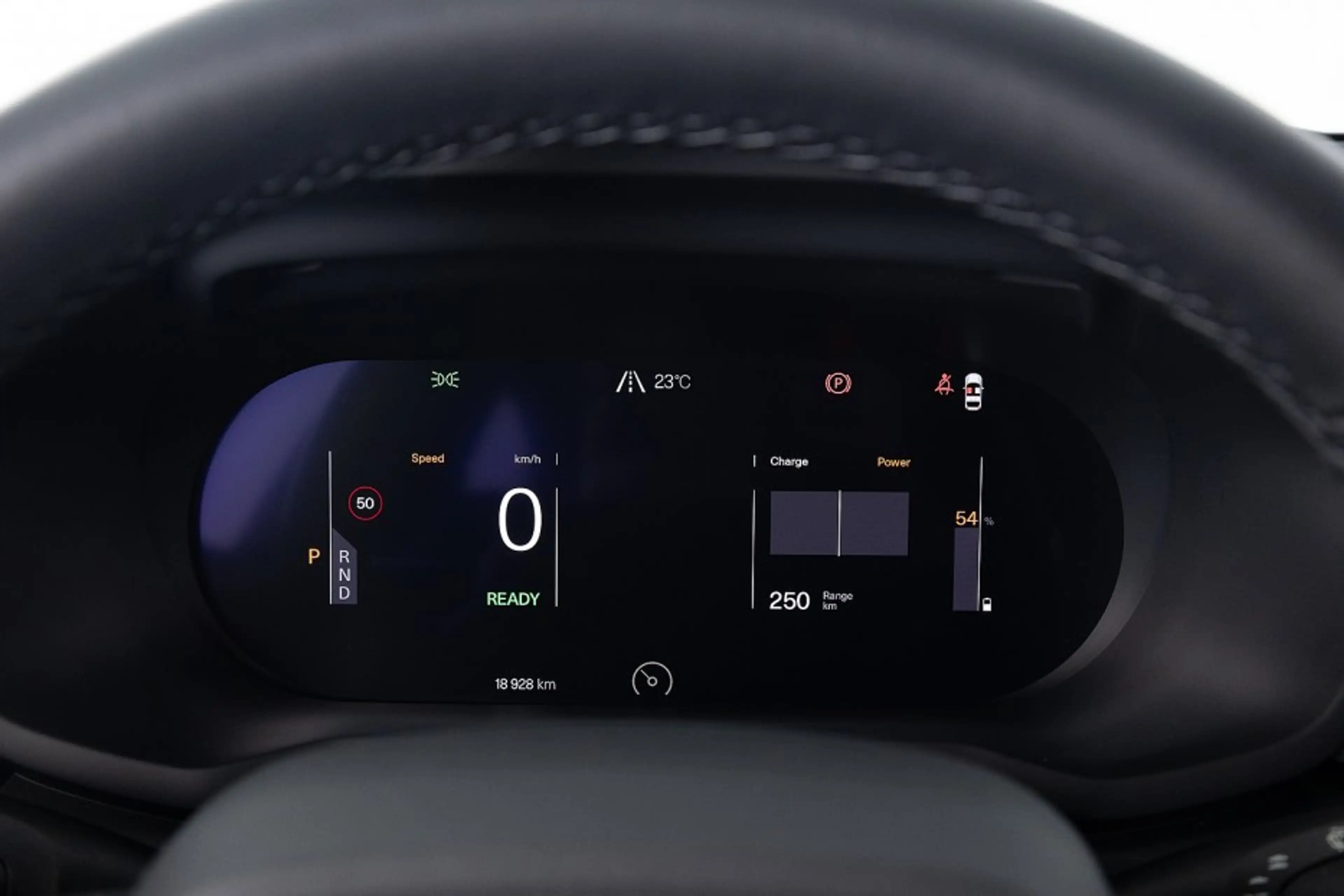 Polestar 2 Long Range Dual Motor 82 kWh AWD — photo 6