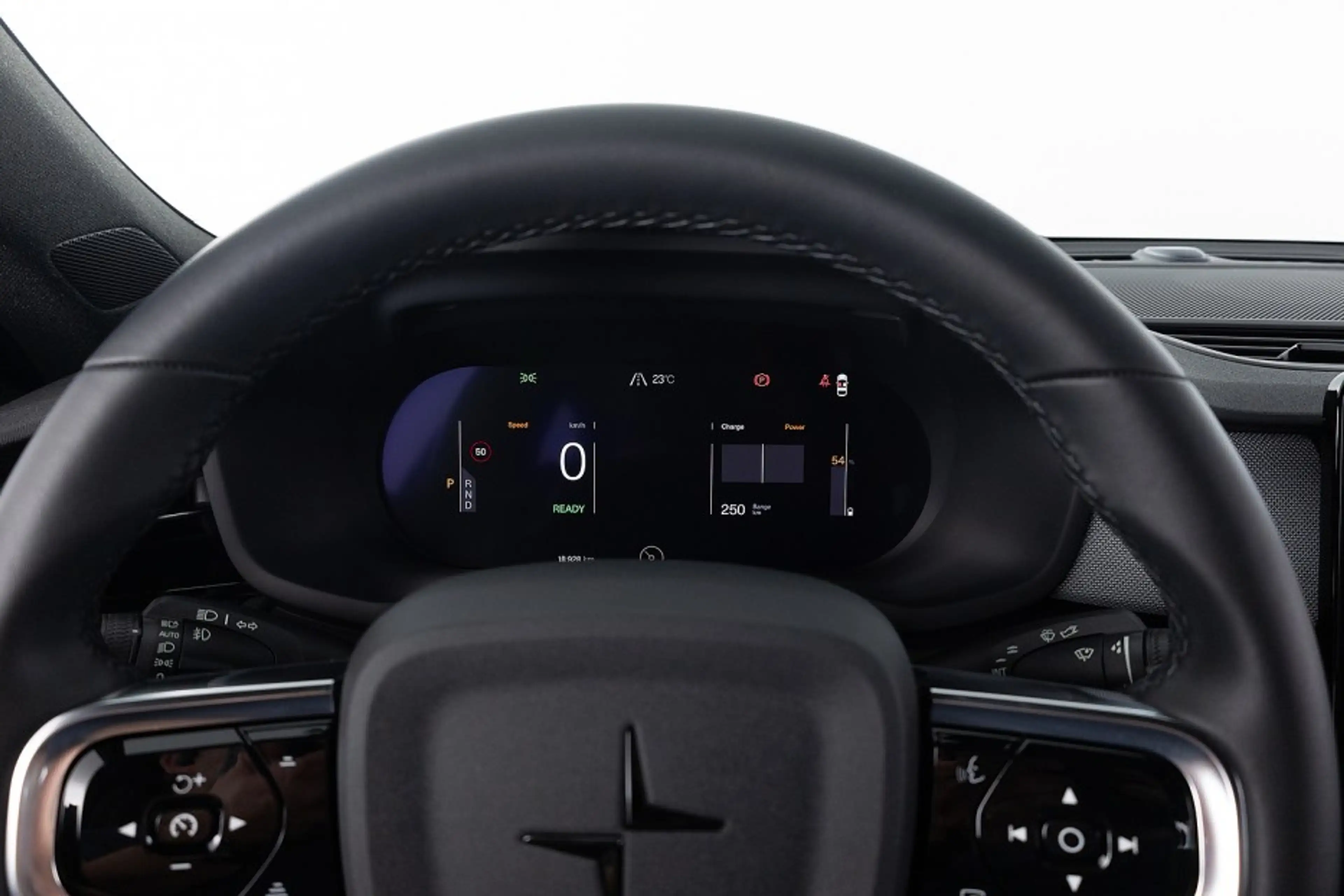 Polestar 2 Long Range Dual Motor 82 kWh AWD — photo 8