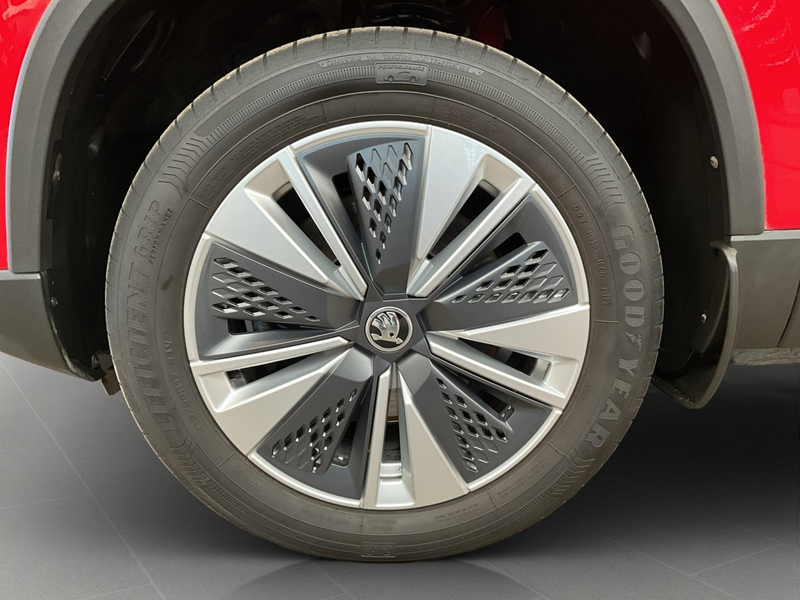 Skoda Karoq Style+DSG+LED+AHK+PANO+NAVI — photo 8