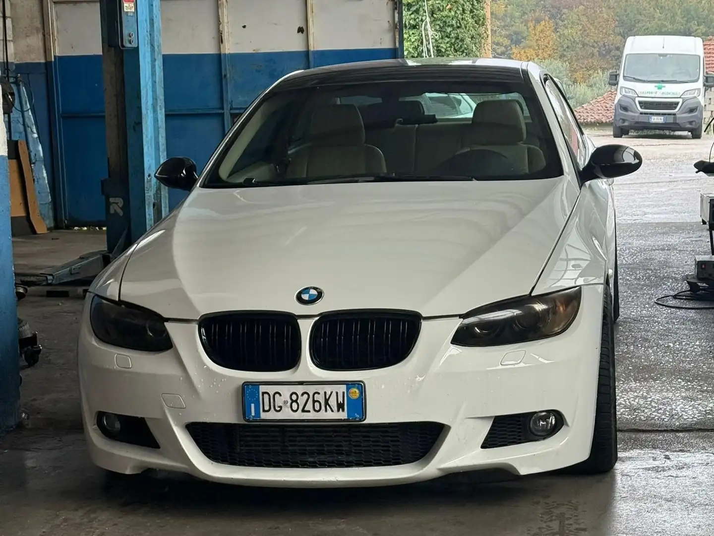 BMW 330 Serie 3 E92 Coupe 330d Coupe Msport Blanc - 1