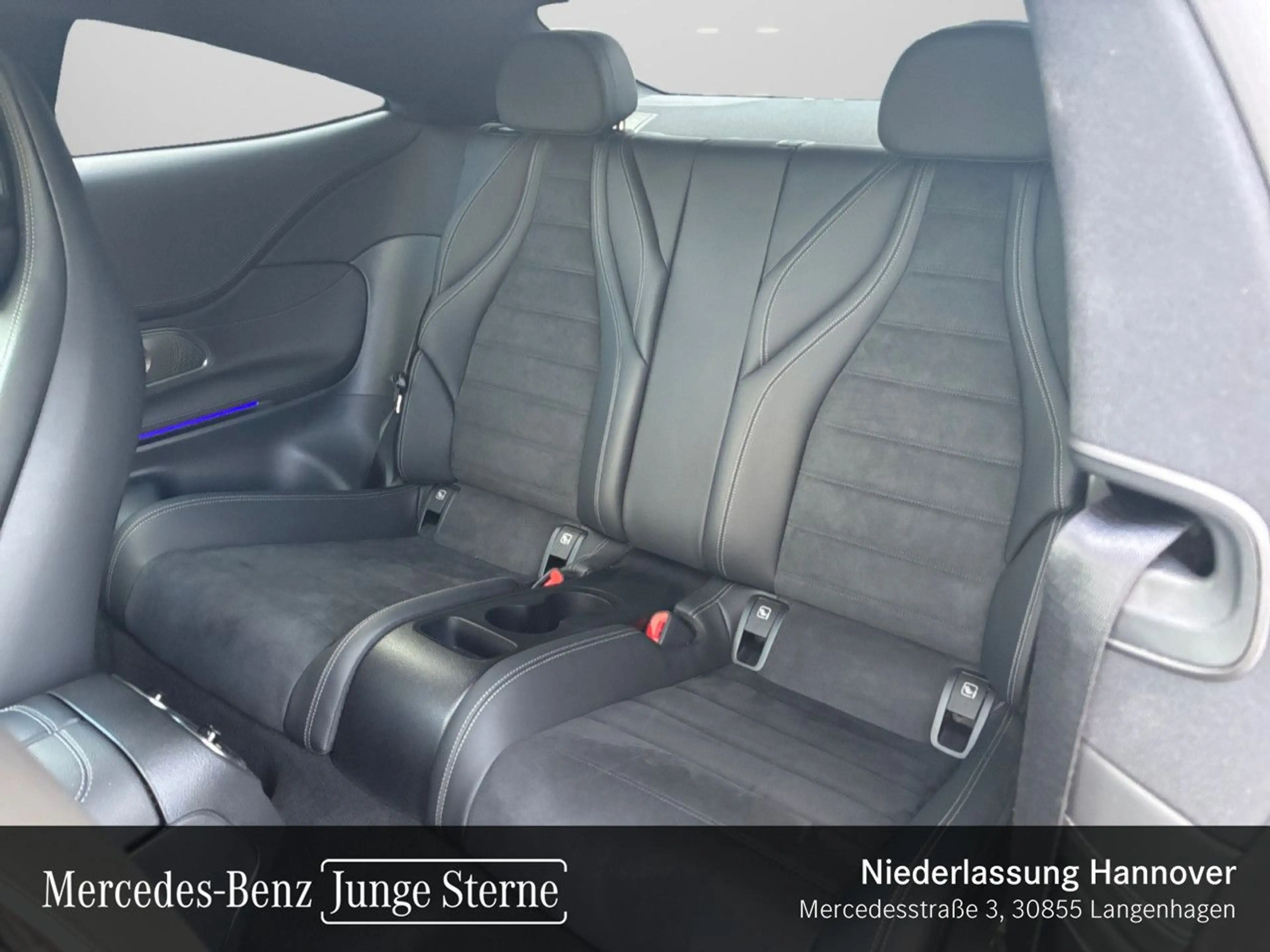 Mercedes-Benz CLE 450 4M AMG+NIGHT+PANO+360+STHZG+BURMESTER+9G — photo 11