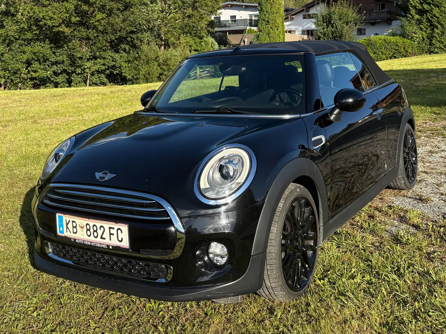 MINI Cooper D Cabrio MINI COOPER Cabrio D COOPER Schwarz - 2