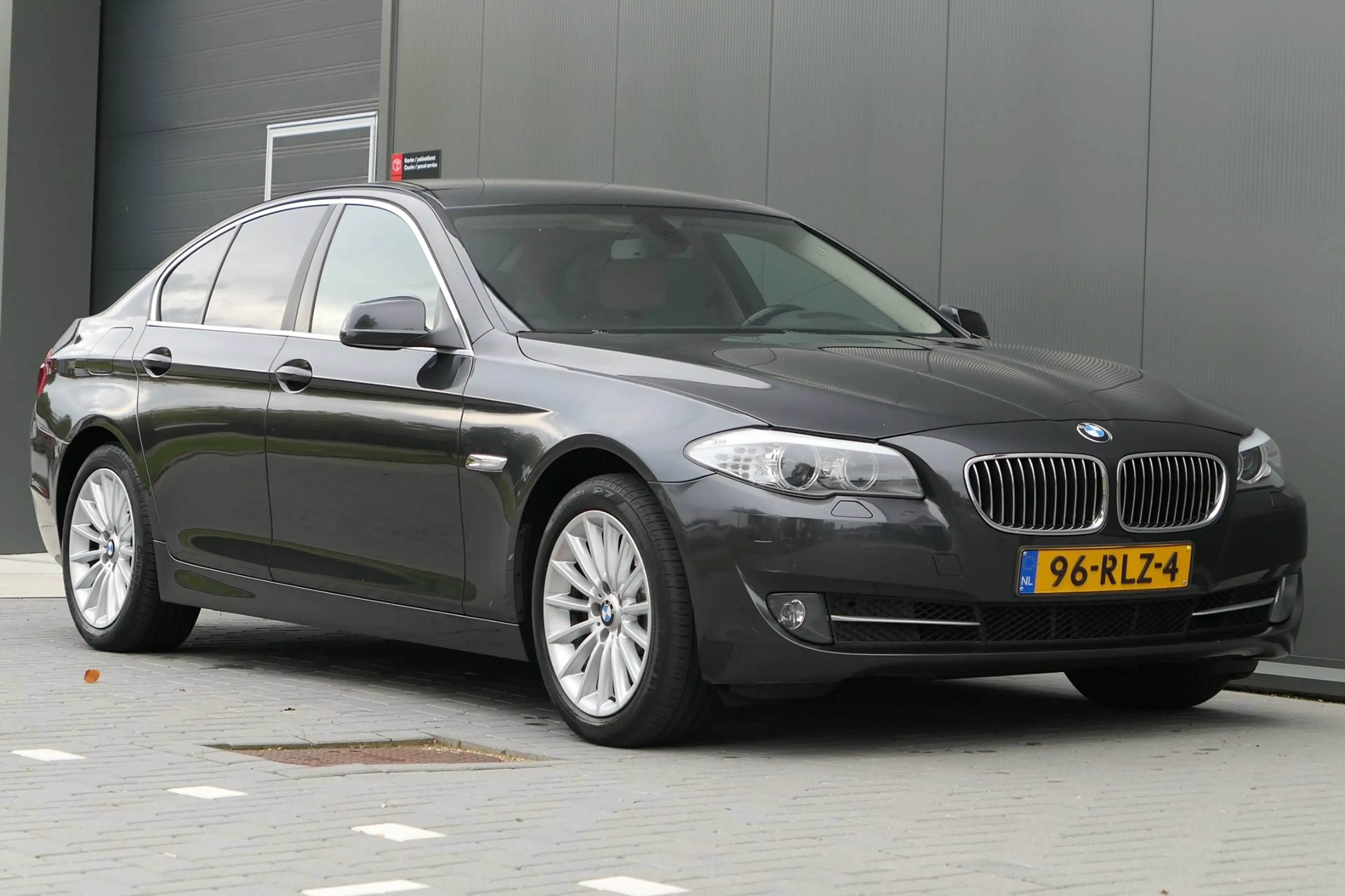 BMW 528 5-serie 528i High Executive NAP Dealer onderhouden — photo 13