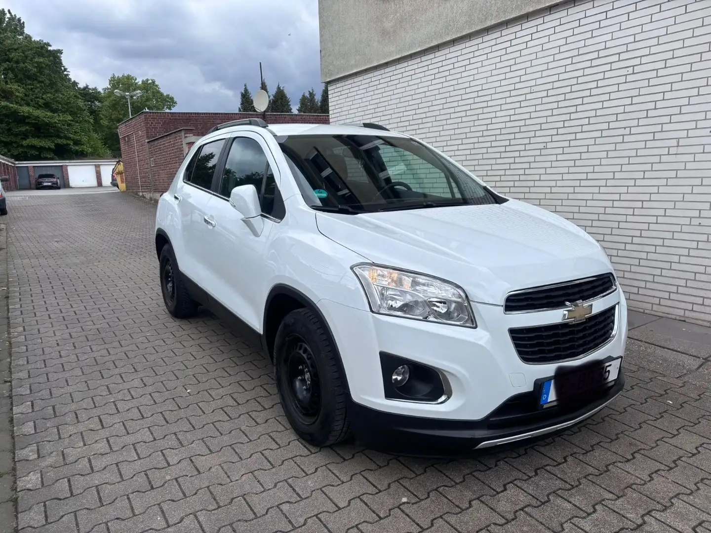 Chevrolet Trax LT 2 Hand - tüv neu Weiß - 2