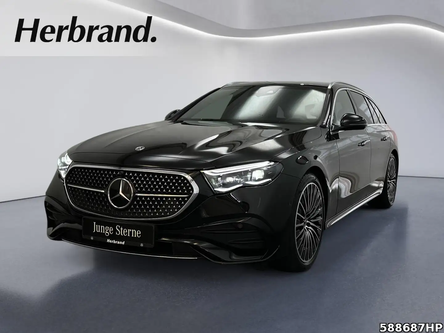 Mercedes-Benz E 220 d T AMG  AHK Memory 20"LM 360° DISTRONIC * Schwarz - 1