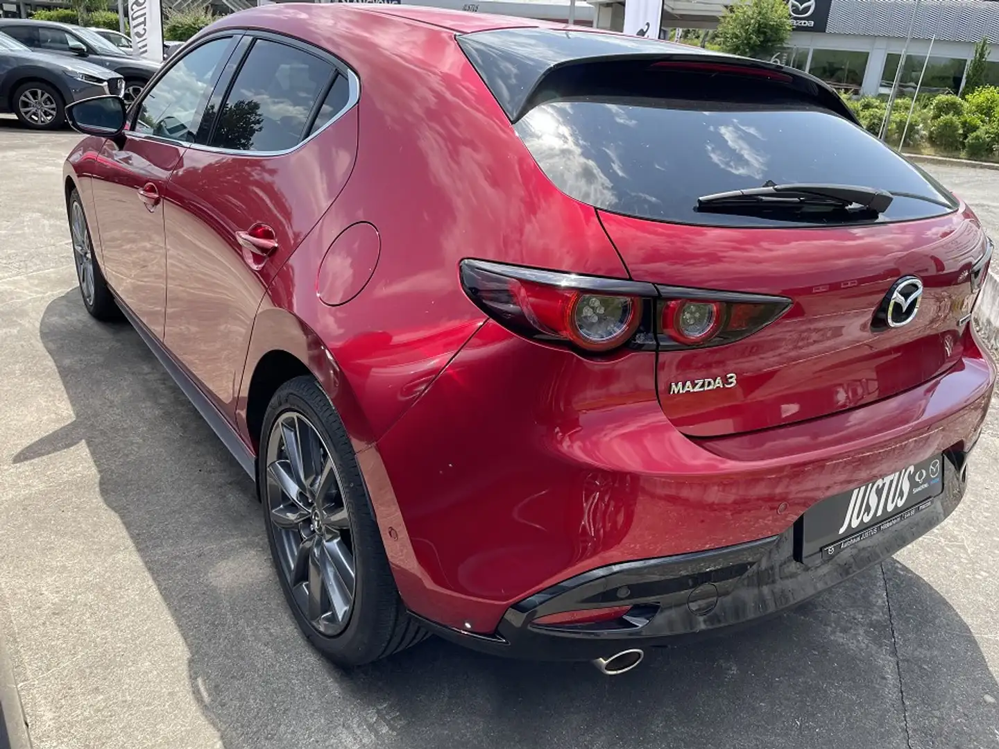 Mazda 3 SKYACTIV-G 2.0 M Hybrid DES-P., ACT-P., Bose, Lede Rot - 2