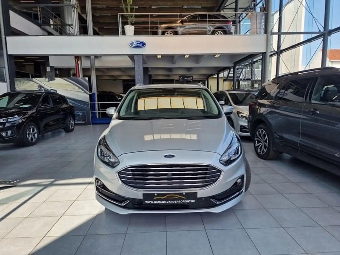 Ford S-Max HYBRID AUTOMAAT 7 ZITPLAATSEN FULL OPTION Argent - 2