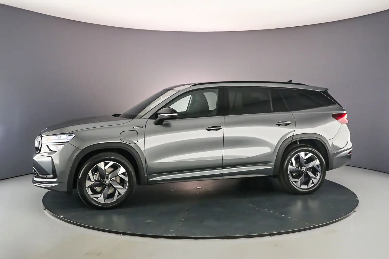 Skoda Kodiaq 1.5 TSI iV 204pk Sportline Business Grijs - 2