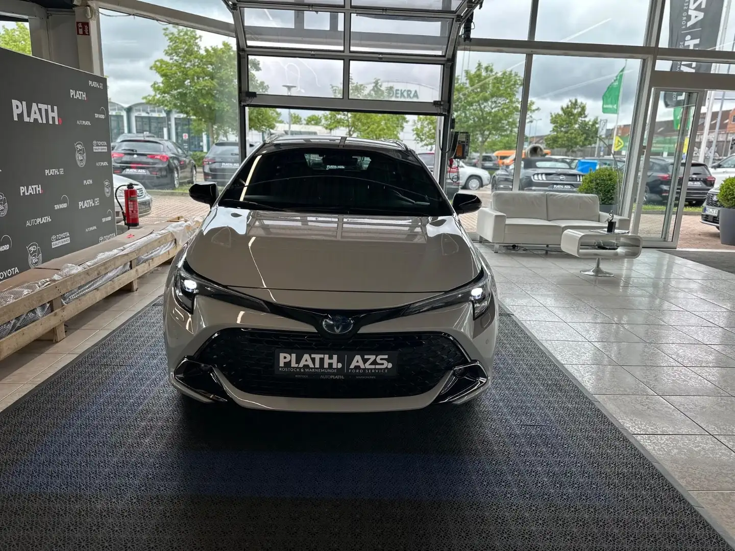 Toyota Corolla Touring Sports 1,8 Hybrid Style *SOFORT* Grigio - 2