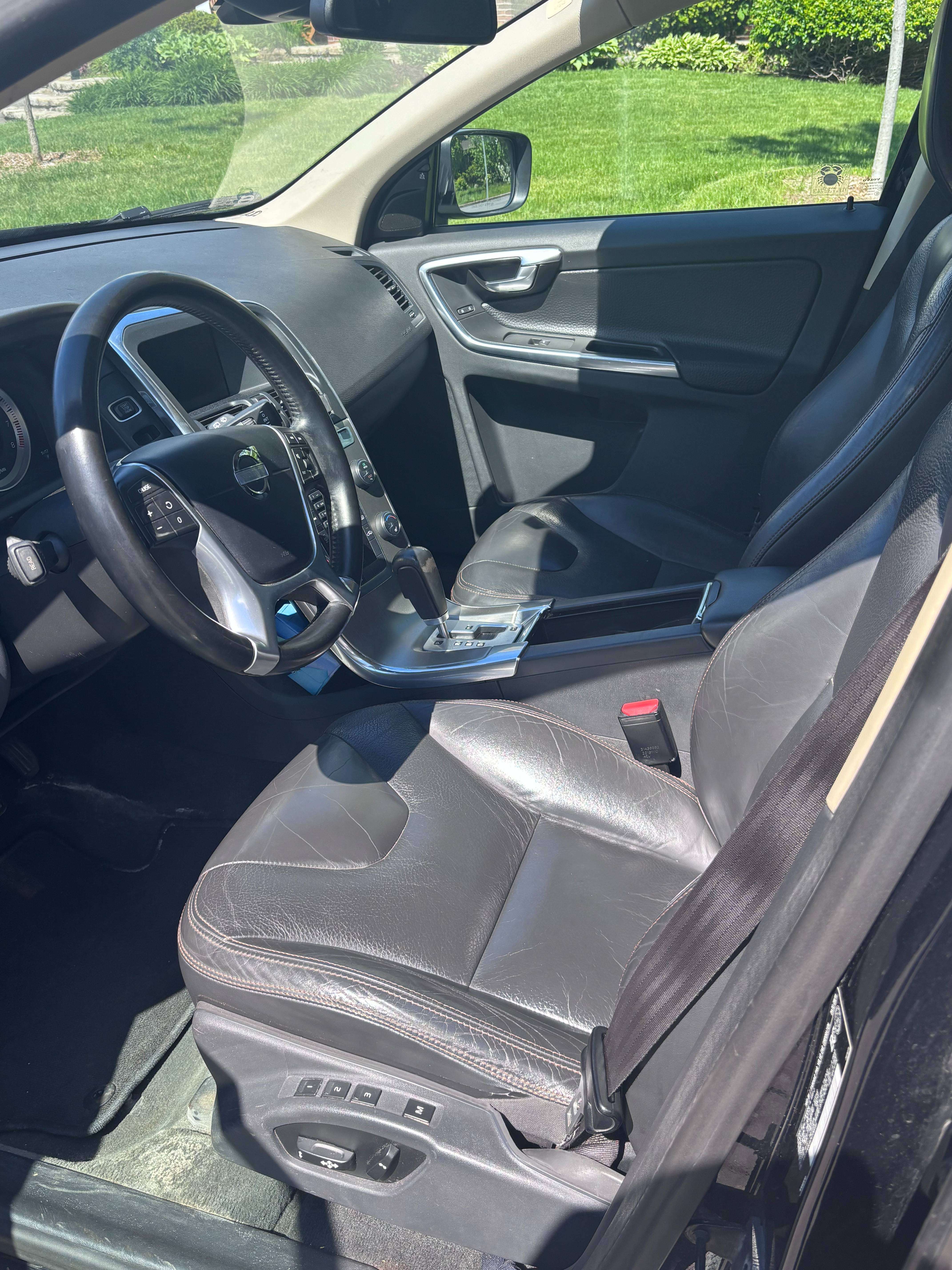 2012 Volvo XC60 3.2 thumb 7