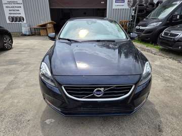 V40 2.0 D2-82 Kinetic