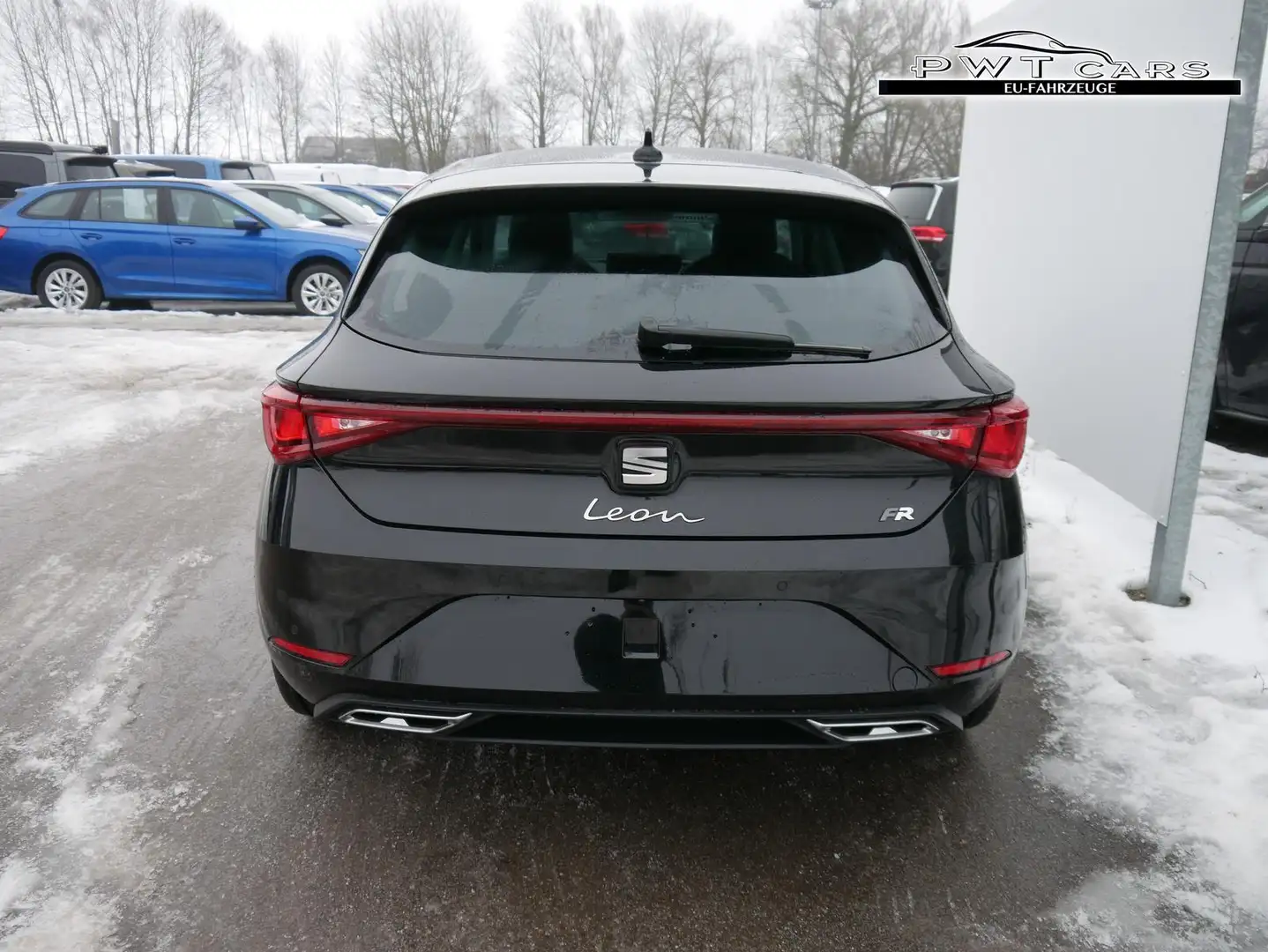 SEAT Leon FR 2.0 TDI DSG*RFK*NAVI*TEMPOMAT*TRAVEL ASSIST*... Schwarz - 2
