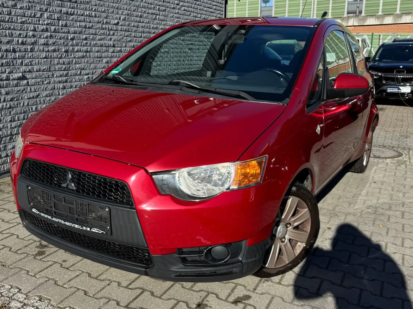 Mitsubishi Colt Lim. 3-trg. Invite Rot - 1