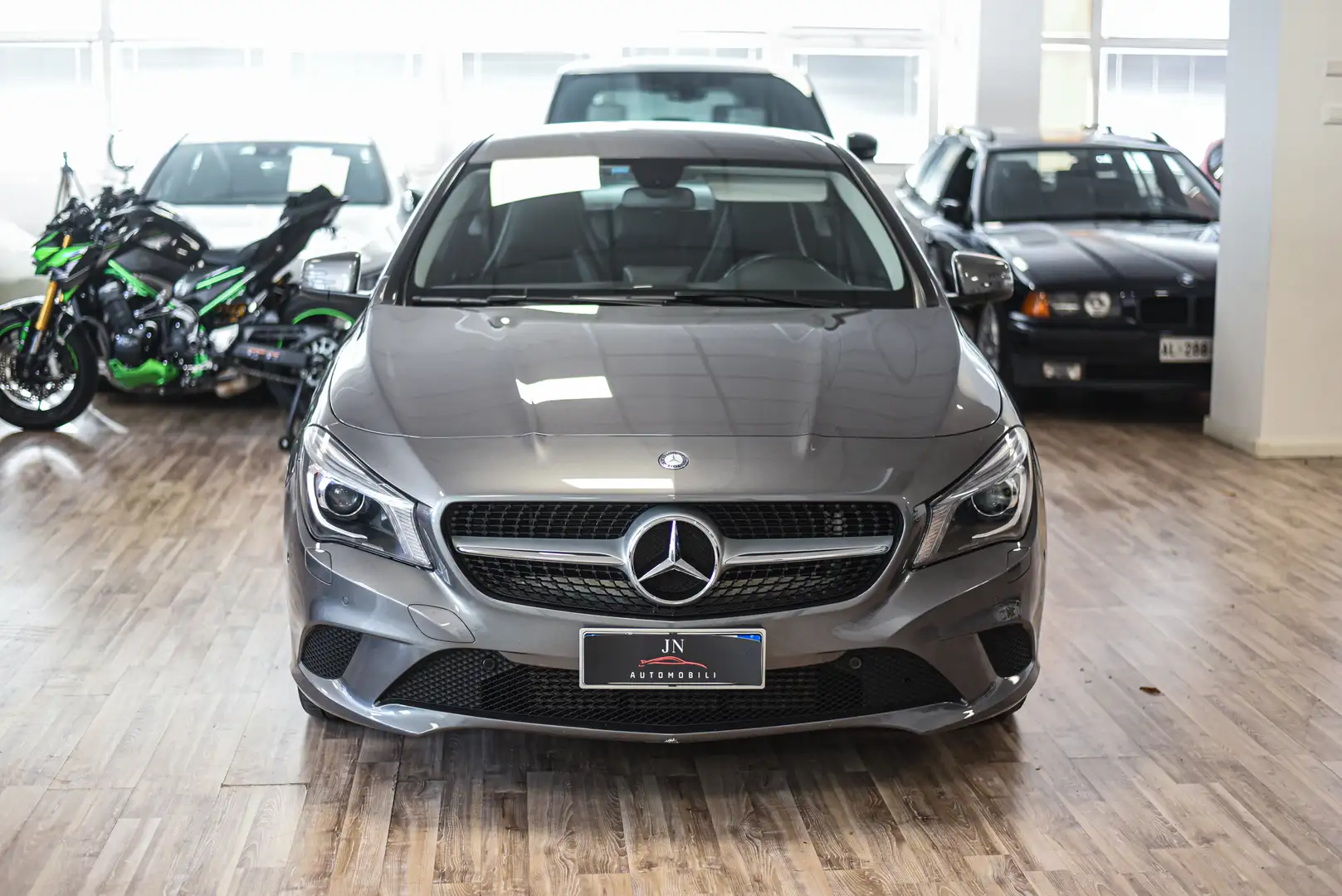 Mercedes-Benz CLA 200 d (cdi) Sport auto NEOPATENTATI Grigio - 2
