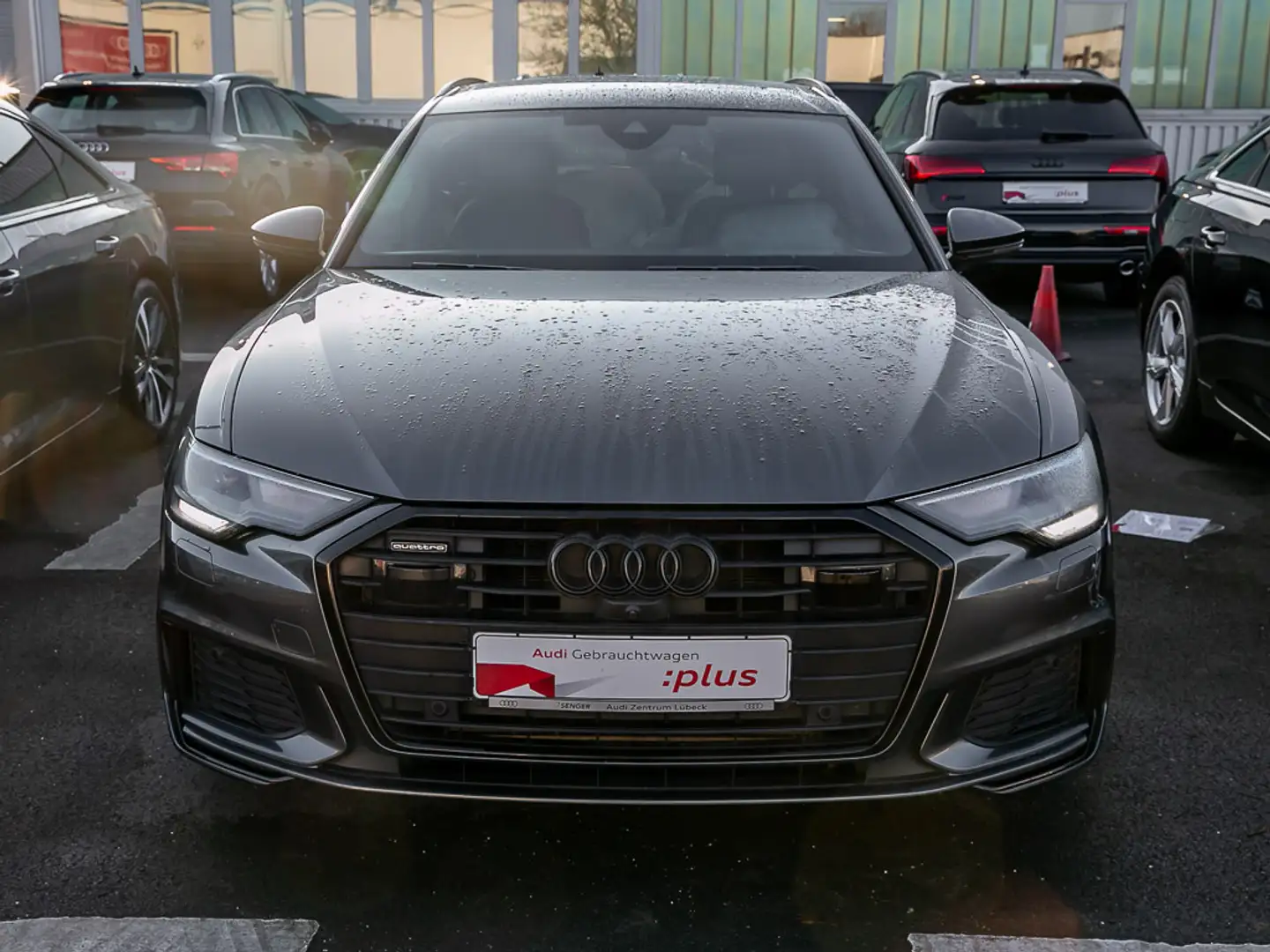 Audi A6 Avant 55 TFSI e quattro sport Nav Pano B&O Grau - 2