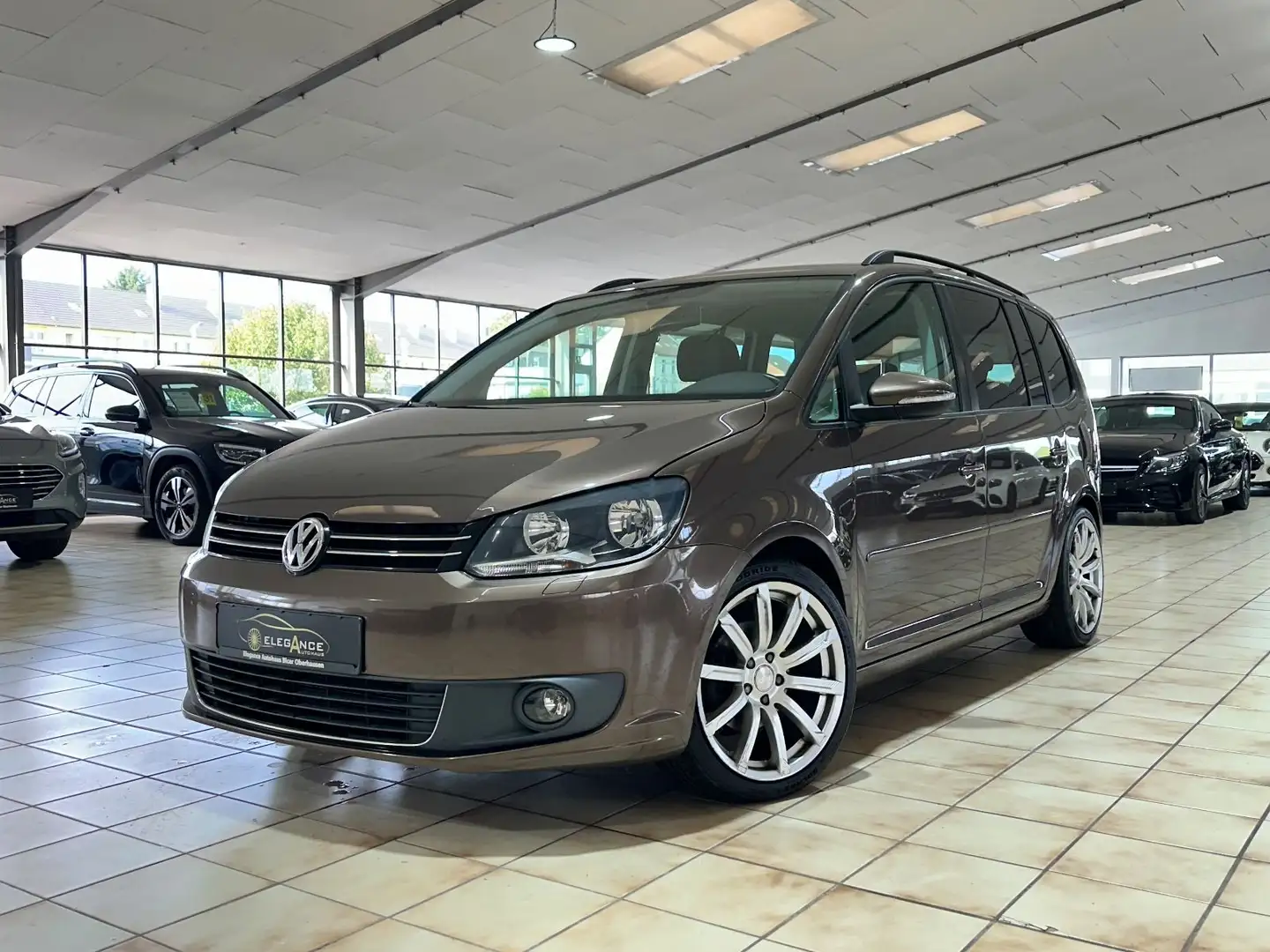 Volkswagen Touran Comfortline*KLIMA*EFH*MFL*SHZ*TEMPOMAT Brun - 1
