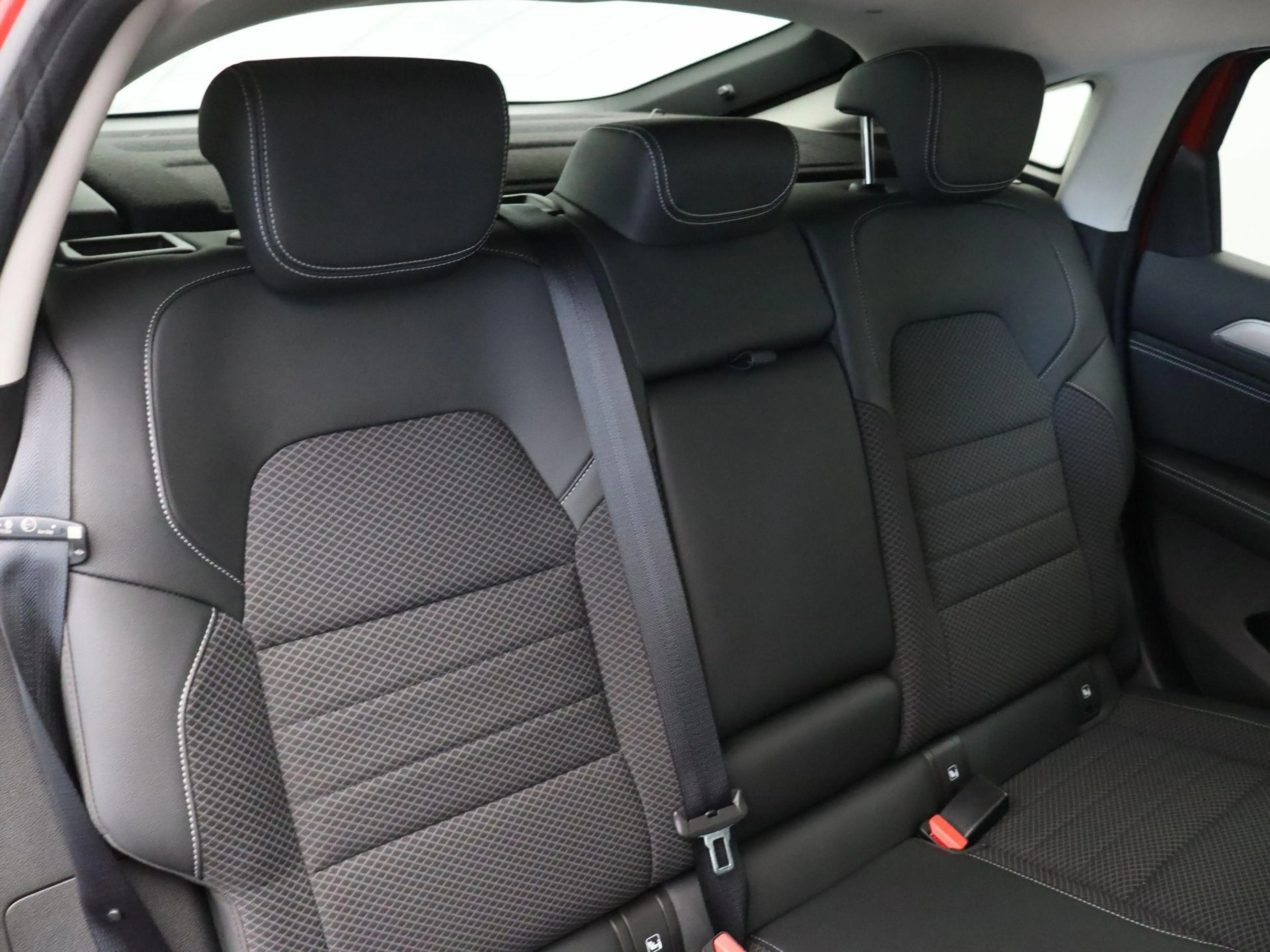 Renault Arkana 145pk E-Tech Hybrid Intens | Dealer onderhouden | — photo 9